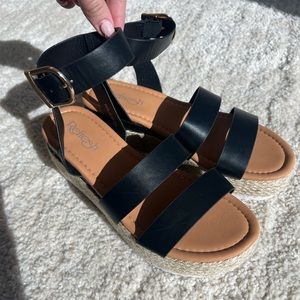 Black Platform Sandals